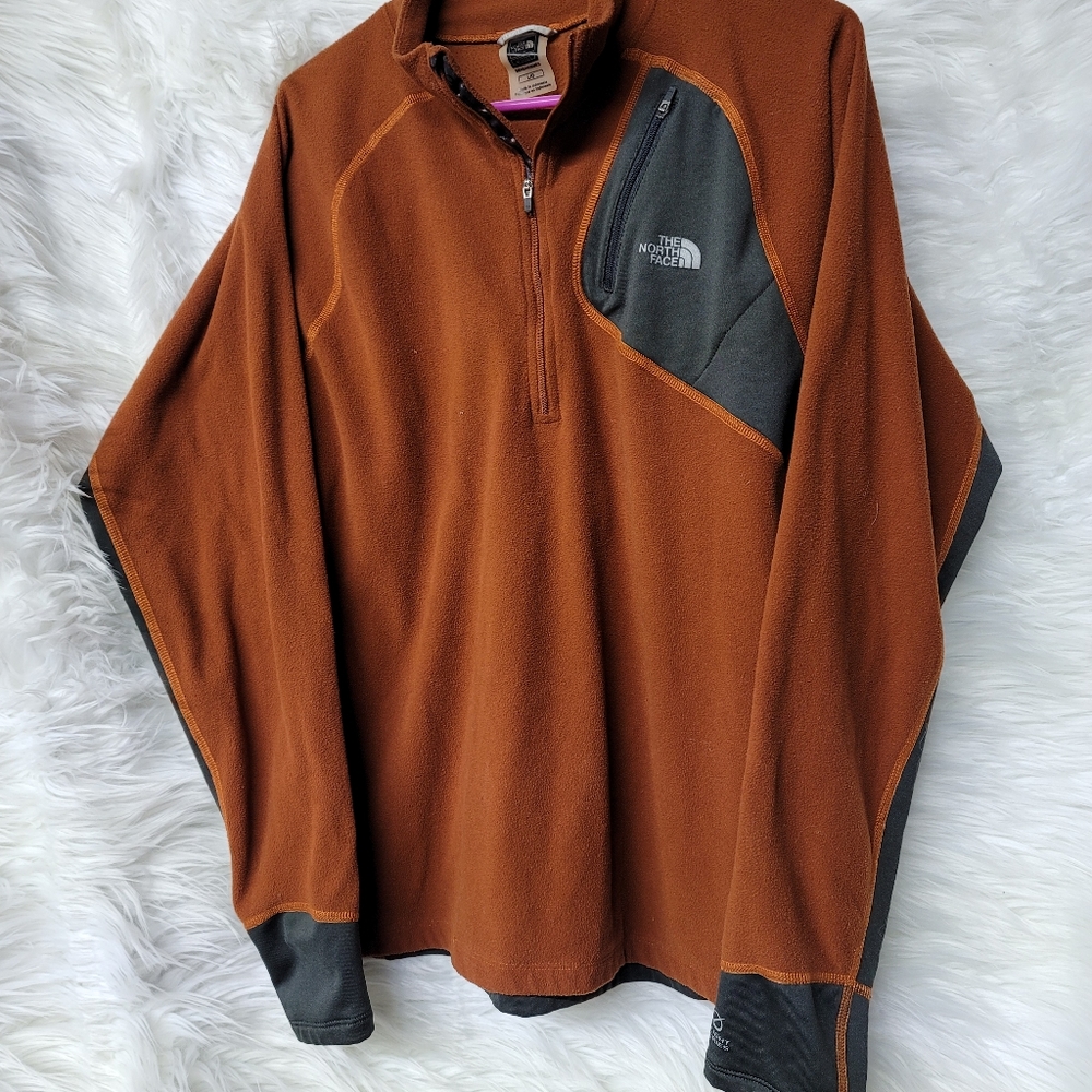 North face sweater